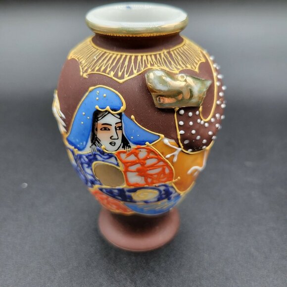 Japanese Hand Painted Satsuma Style Vases Dragon Floral Moriage Gilt Set of Two - Picture 6 of 8